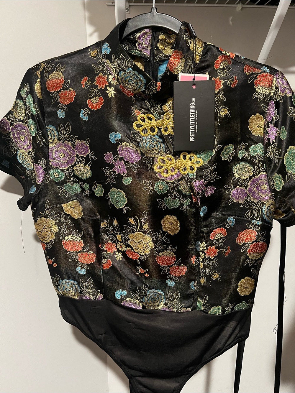 PrettyLittleThing Black Floral Satin Mandarin Collar Bodysuit
